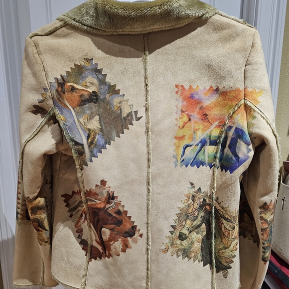 THE TRAIL OF PAINTED PONIES Artistic Horse Print Blazer with Faux Fur Collar - Picture 2 of 8